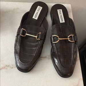 Steve Madden Brown Croc-Embossed Loafers with Gold Horsebit 7.5M